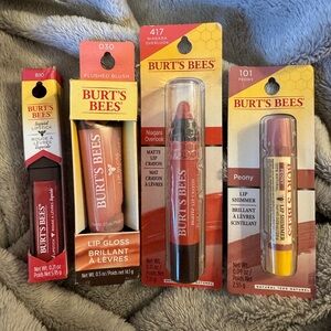 Burt's Bees Lip Gloss and Crayon Set - Red and Pink Shades